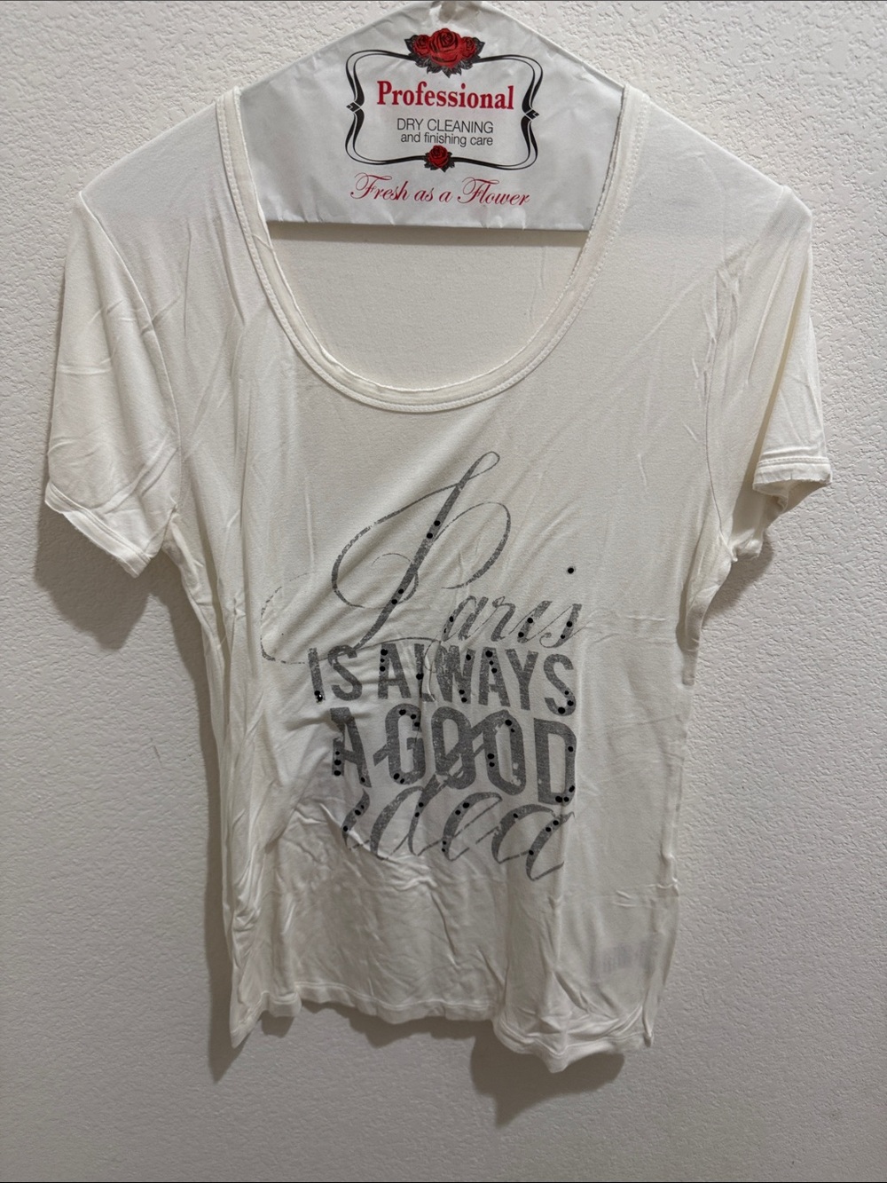 White Scoop Neck Graphic Tee - Paris Script